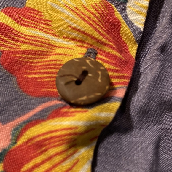 Aloha Hut Hawaiian shirt - Picture 3 of 4